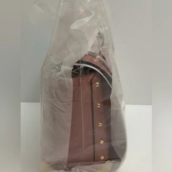 Michael Kors Manhattan Medium Leather Satchel - Picture 8 of 9